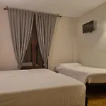 El Tratado Hotell 2*