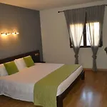 El Tratado Hotell Tordesillas