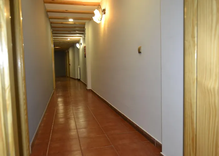 El Tratado 2* Tordesillas